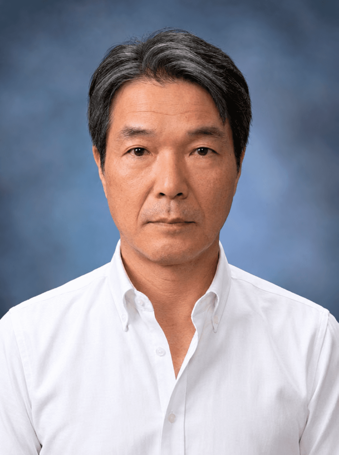 편집 후 – 완성된 증명사진